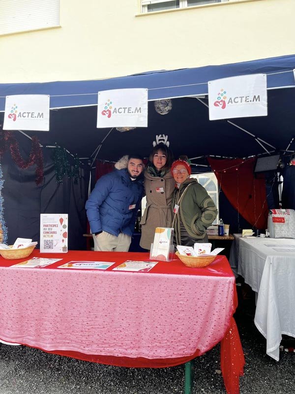club entreprise de la jalle stand marché de noel